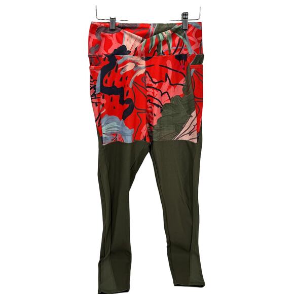 Nikki Blackletter Gymshark Leggings Womens Medium Collab Activewear 29" Inseam - Picture 3 of 11